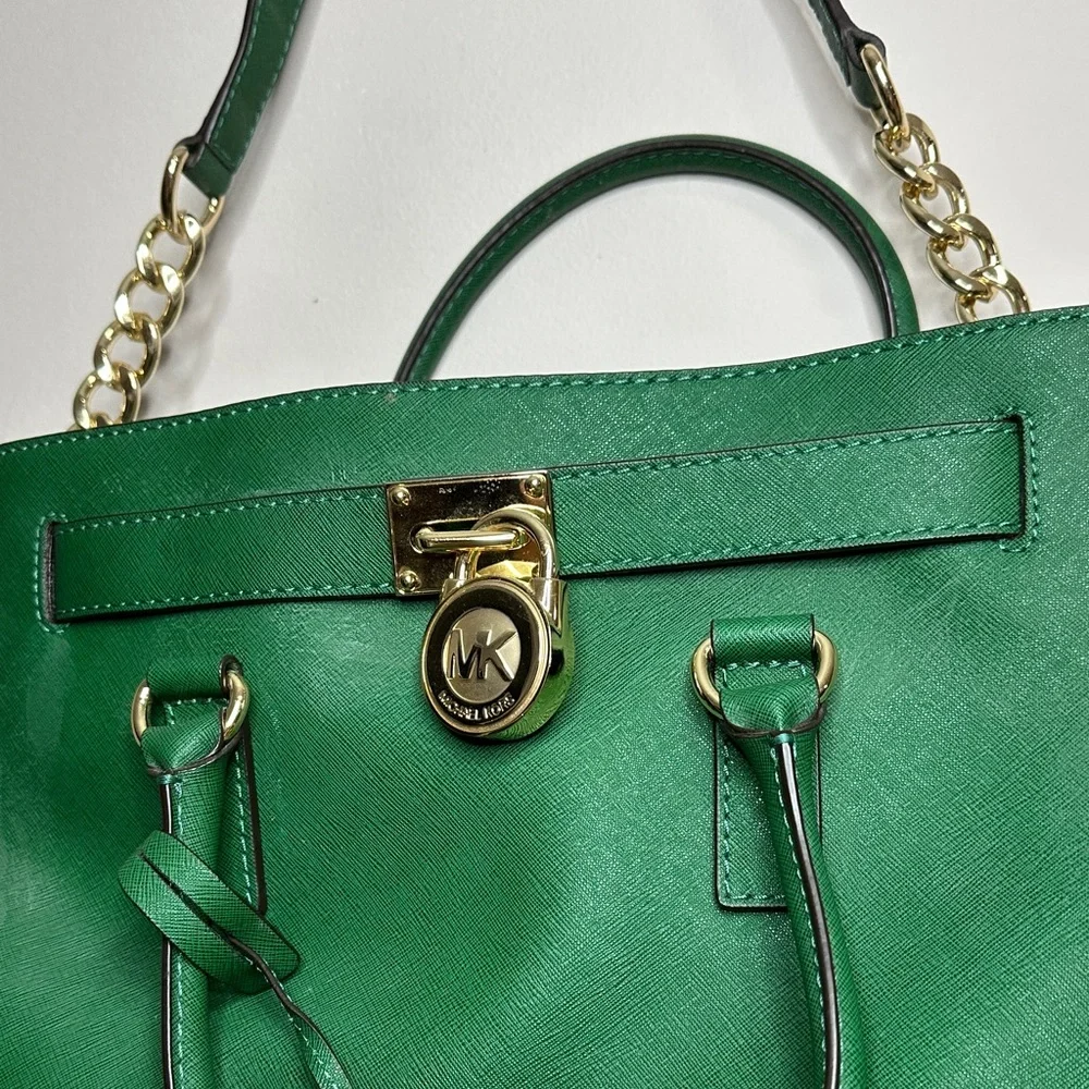 Elegant Green Michael Kors Handbag - Picture 2 of 3